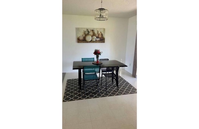 Cozy home in Buenaventura Lakes, Fl