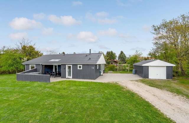 Wunderschönes Haus in Farsø mit Küche