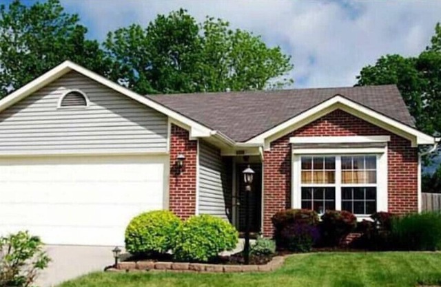 Cozy home in Greenwood