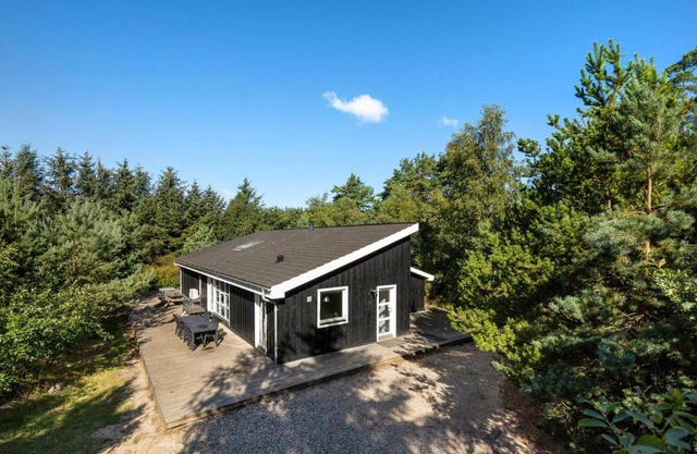 Cozy Home In Hals With Sauna