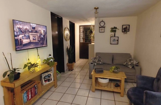 Cozy Home in Gdl - 1 Bedroom with Full Bathroom