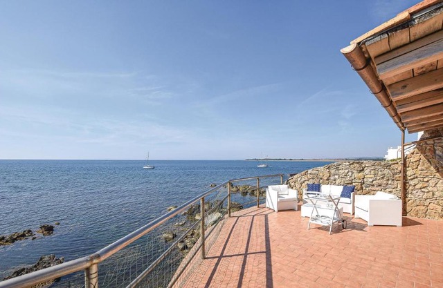 Cozy Home In Tarquinia Vt With Wifi