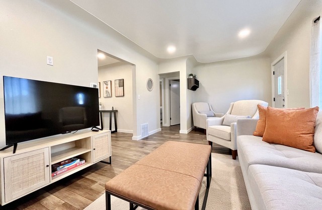 Cozy home. Newly remodeled and easy access to all that Grand Rapids has to offer