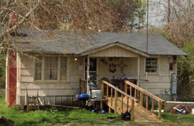 Cozy home with Bedroom for rent