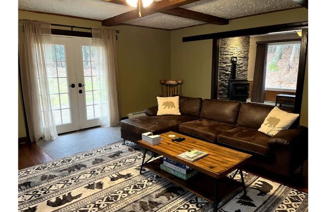 Cozy Home With Fire Place 10 Mins From Hunter Mountain