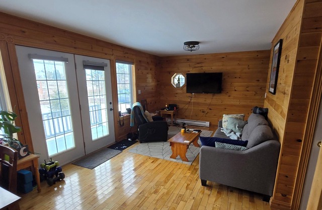 Cozy House/Cottage, minutes to National Park & Golf Course