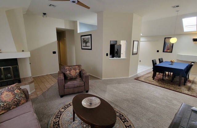 Cozy house in ideal location 2