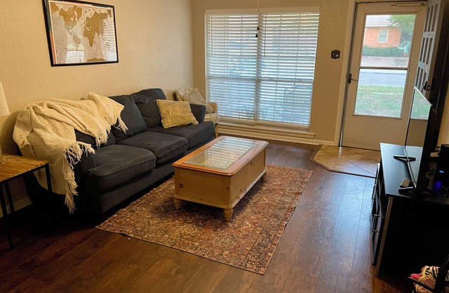 Cozy house in welcoming Wichita Falls!