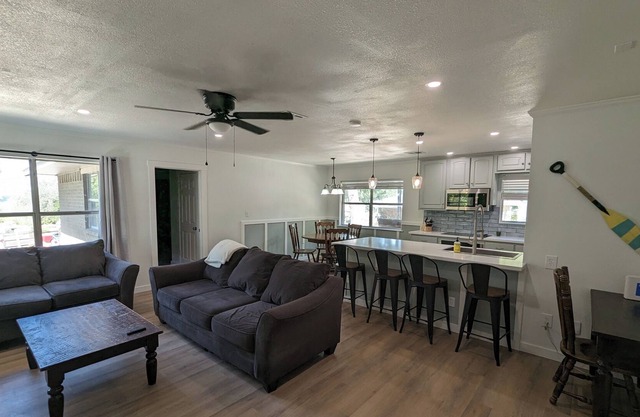 Cozy house minutes from Lake Belton