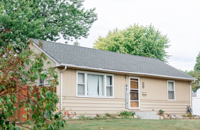 cozy house, next to Mall of America. free Wi-Fi