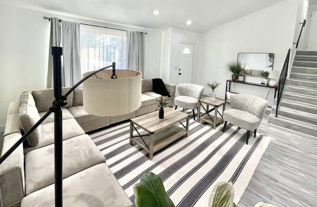 Cozy house on West Valley