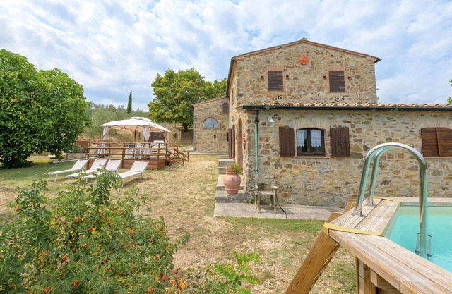 Schönes Haus in Castelnuovo Val di Cec