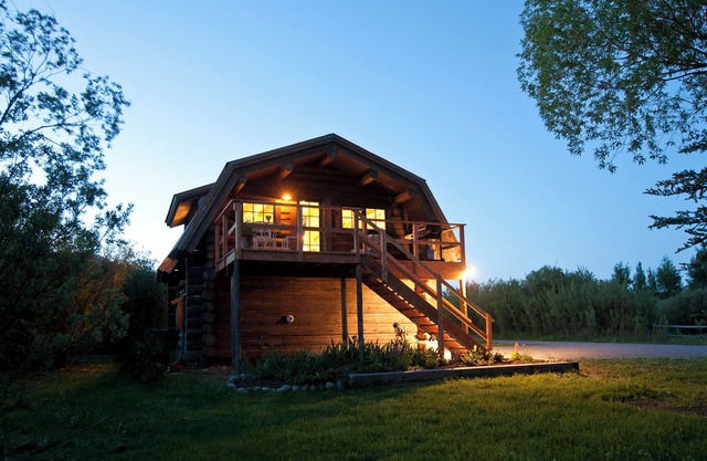 Cozy Jackson Hole Cabin - Teton Views - Private - Sophisticated