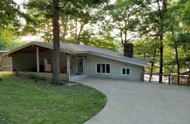 Gemütliches Cottage am See mit Dock, perfekter Rückzugsort für Familien!
