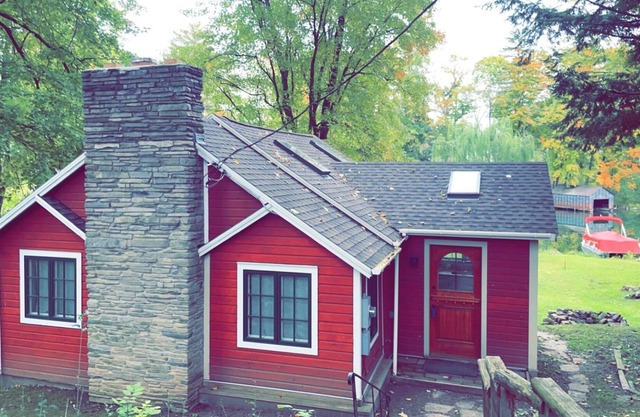 Cozy Lake House On Owasco Waterfront