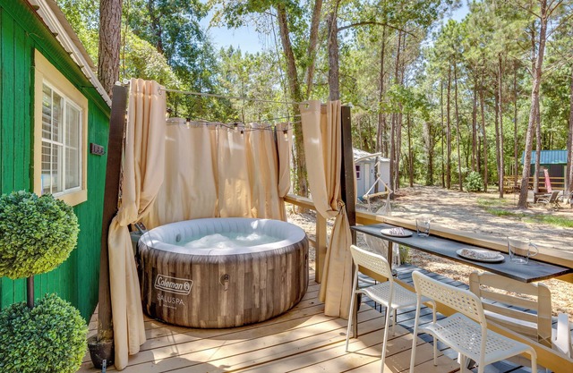 Cozy Lake Livingston Cabin Rental - 2 Mi to Marina