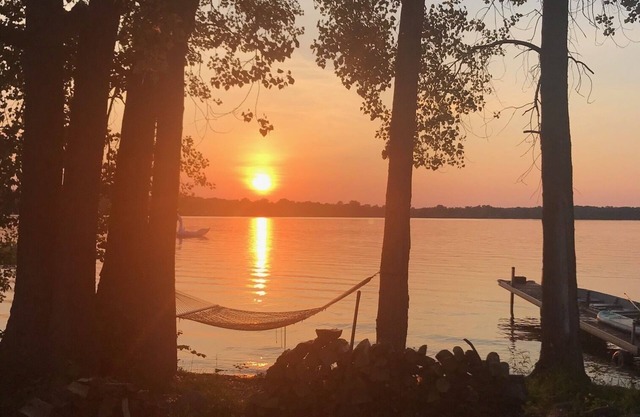 Gemütliches Haus am See mit weitem Blick 25 Minuten von Burlington