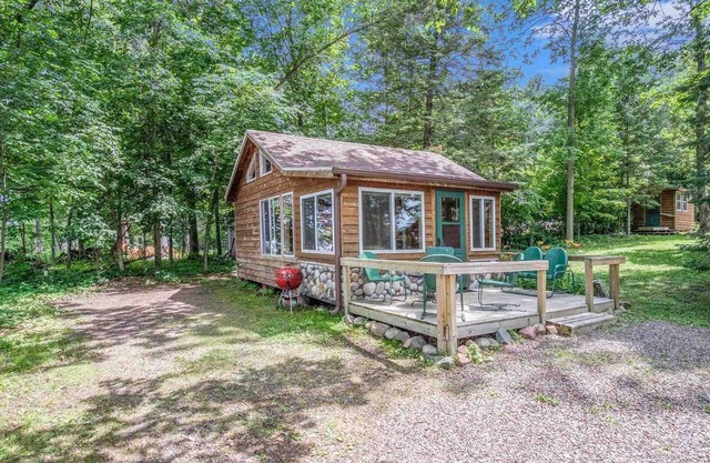 Cosy Lakeside Northwoods Retreat in ruhiger Umgebung