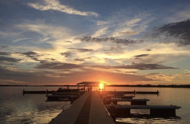 Cozy lakeside retreat in Downtown Eustis