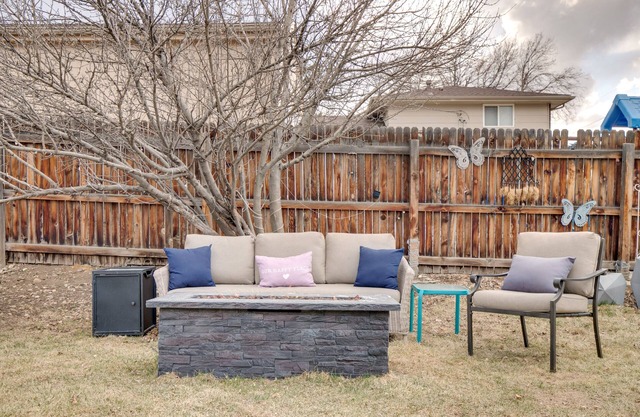 Cozy Lakewood Gem w/Patio, 8 Mi to Red Rocks!