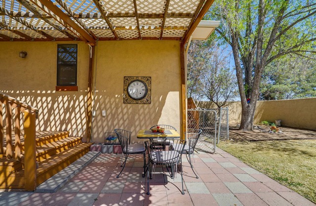 Cozy Las Cruces Home - 2 Mi to New Mexico State!