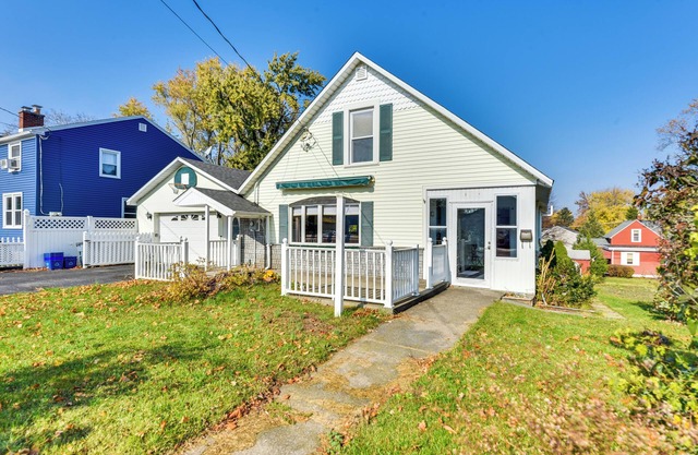 Cozy Lewiston Home < 10 Mi to Niagara Falls!