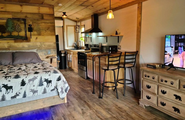 Cozy little Cabin close to Raystown Lake.