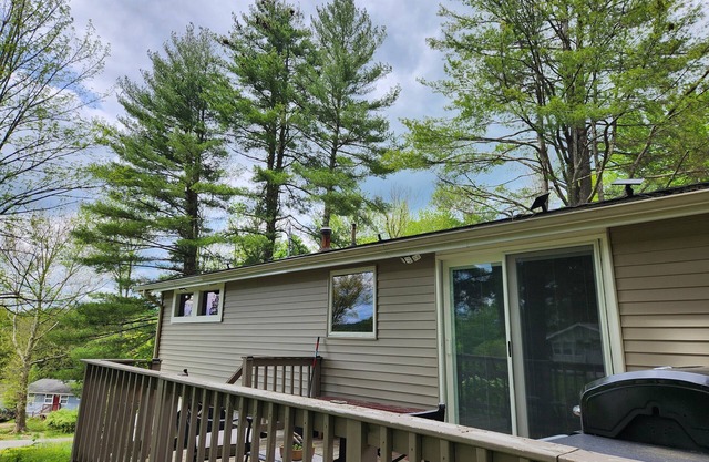 Cozy little retreat far from the city