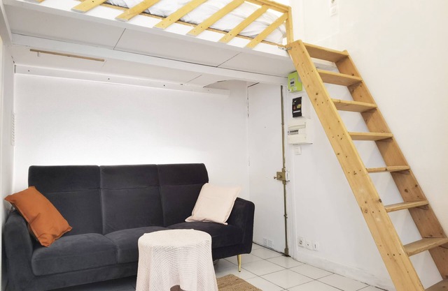 Cozy Loft Studio Near Canal & Metro | in Paris 19e