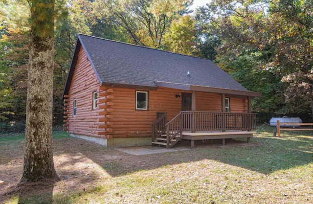 Cozy Cabin Nestled in the Pines!