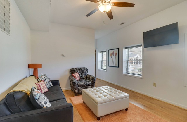 Cozy Marlinton Vacation Rental: Downtown Location!