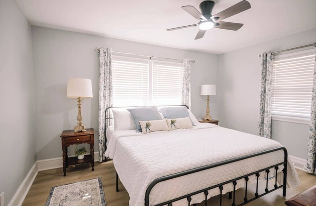 Cozy midtown 3 bedroom/1 bath