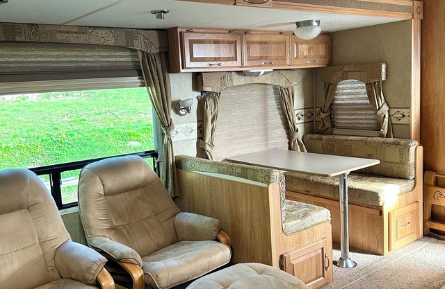 Cozy mobile home in Lake Pleasant Beaver. 10 minutes to Forks - twilight.