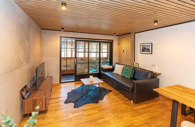 Cozy, modern and chic mit Bergblick