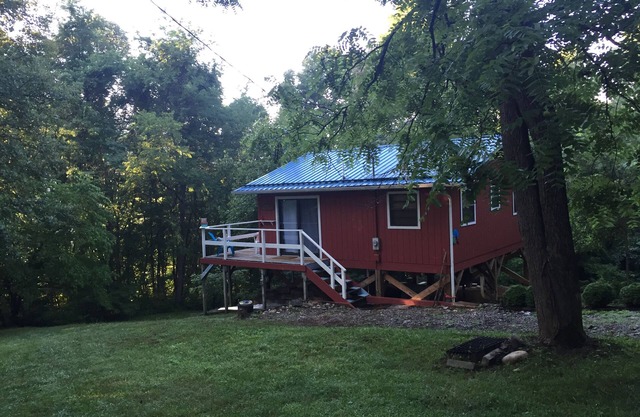 Gemütliche Berghütte 3400 'in der Nähe von Asheville NC