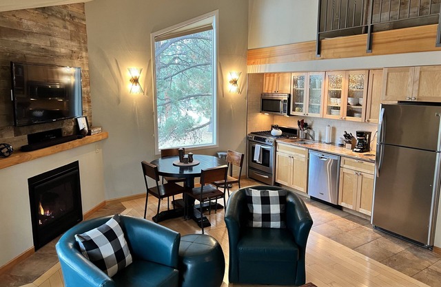 Gemütliche Mt Bachelor Village Condo in der Nähe der Innenstadt von Bend