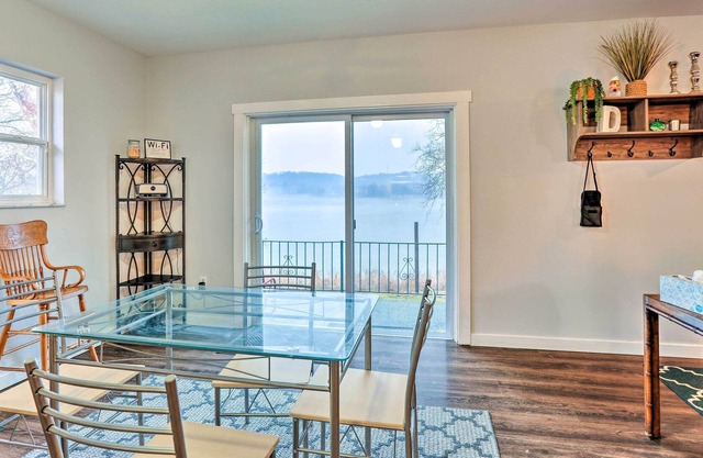 NEW! Cozy New Richmond Getaway on the Ohio River!