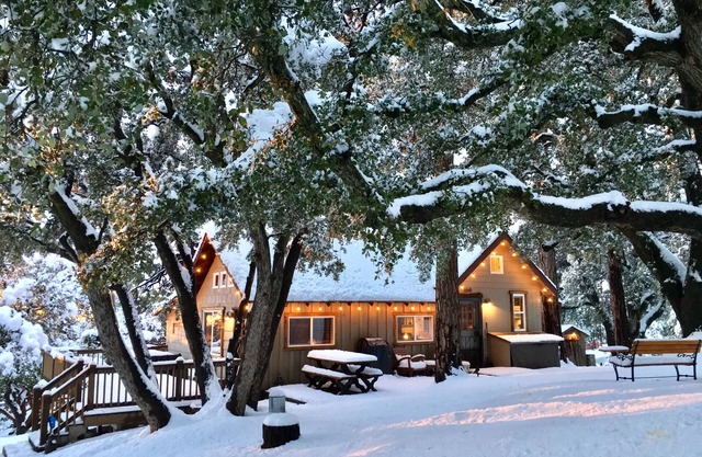 "Cosy Oaks Cabin" Ruhiger Kurzurlaub in den Bergen, charmant und romantisch! Wanderpass ...