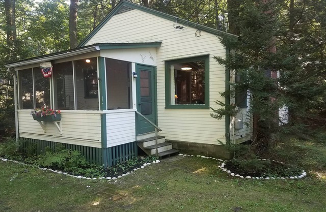 Gemütliches Ocean Park Cottage in den Kiefern leicht zu Fuß zum Strand