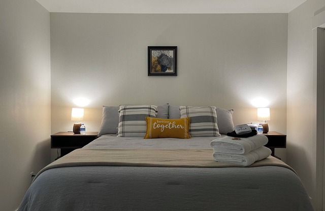 Cozy One Bedroom Apartment in Sheridan