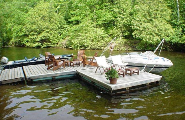 Cozy Pan-Abode cottage on 2 acres water access to beautiful Kawagama Lake Dorset
