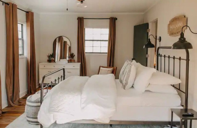 Cozy, Peaceful Cabin Hideaway in North Georgia