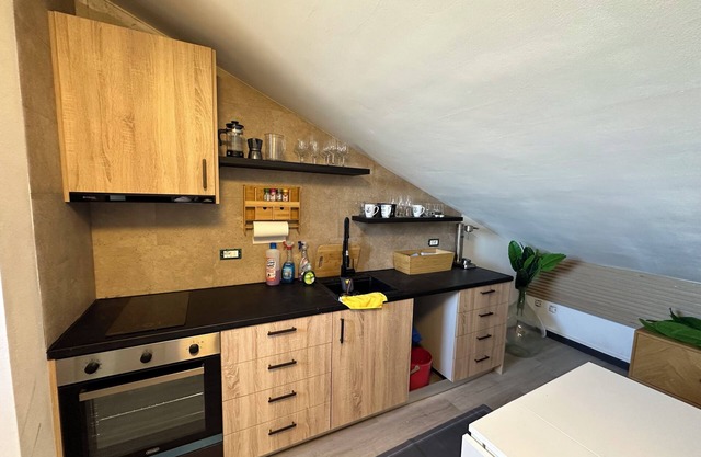 Cozy penthouse in Barolo area. Renovated 2024.New kitchen, bathroom, sofa / bed