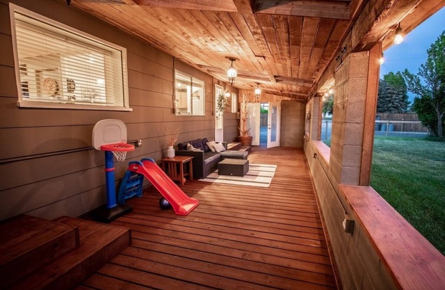 Cozy Pet-Friendly Cowboy House