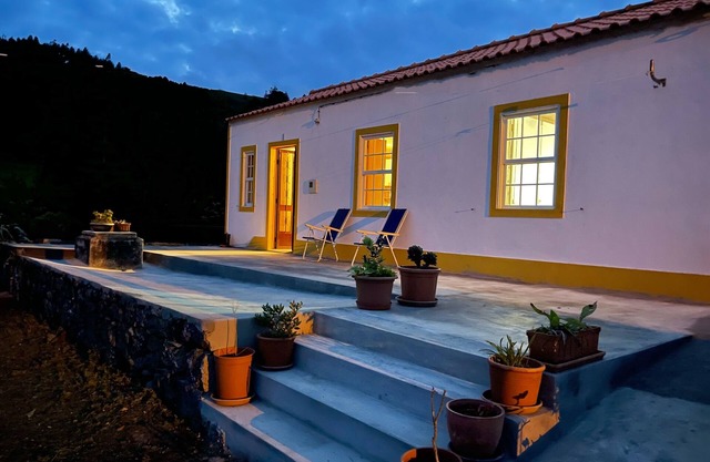 Cozy Private Country House with Big Garden
