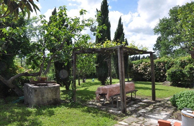 Private Cozy Stone House in countryside near Florence, Mugello with garden