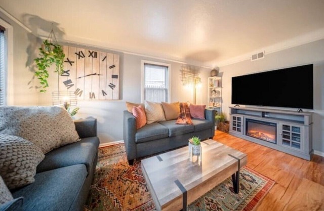 Cozy Ranch Bungalow in West Park - Cleveland