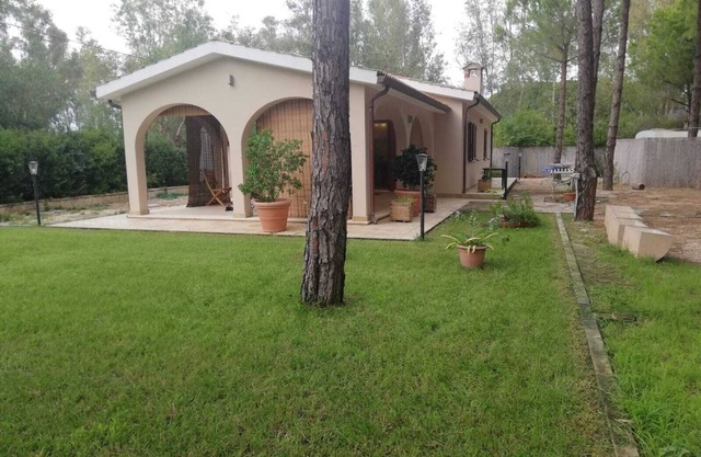 Cozy renovated villa just a few minutes walk from the beach