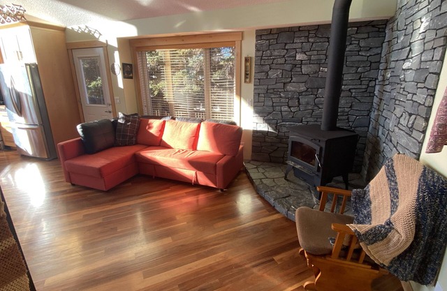 Cozy Red Casa