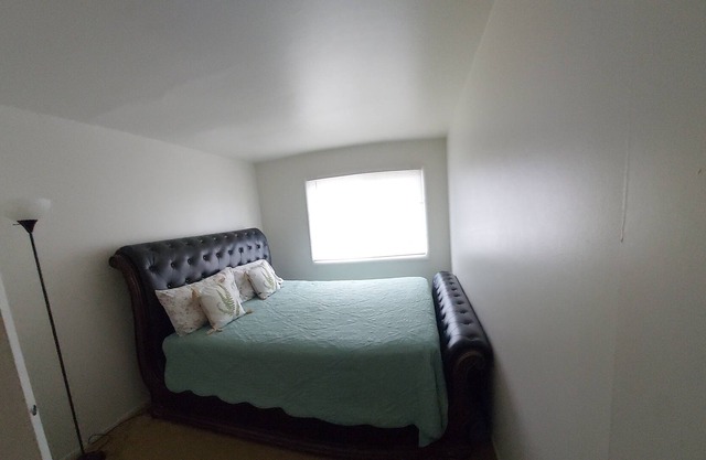 Cozy retreat in a two bedroom apartment